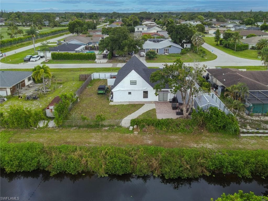 17472 Phlox Dr, Fort Myers, photo 2