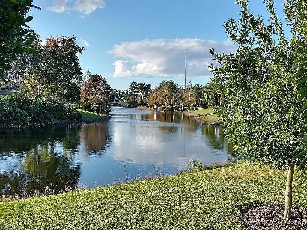 28258 Islet Trl, Bonita Springs, photo 2