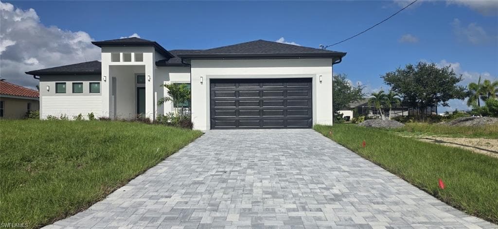 1032 33rd Pl, Cape Coral