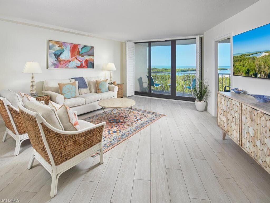 440 Seaview Ct #601, Marco Island, photo 3