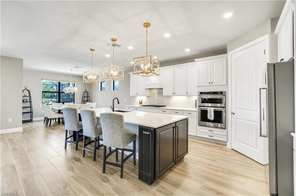 9373 Surfbird Ct, Naples