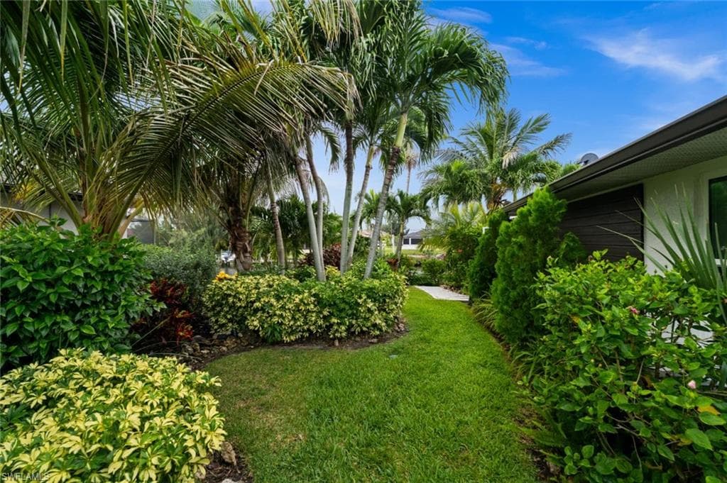 1638 38th Pl, Cape Coral, photo 2