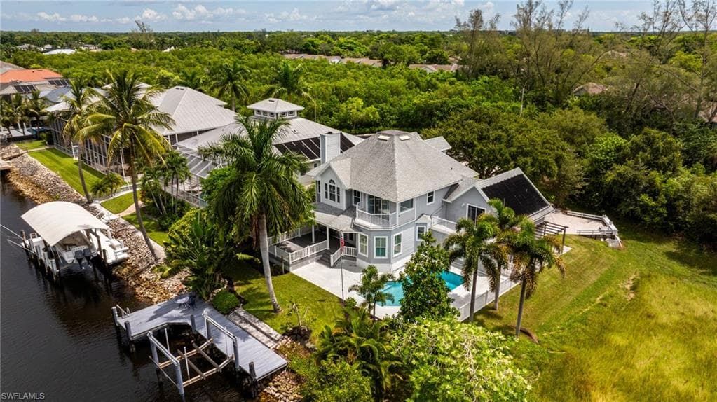 1495 Gordon River Ln, Naples
