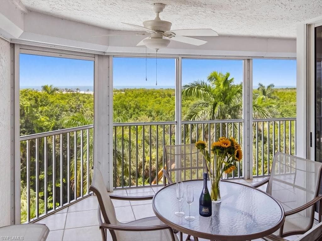 5550 Heron Point Dr #402, Naples, photo 3