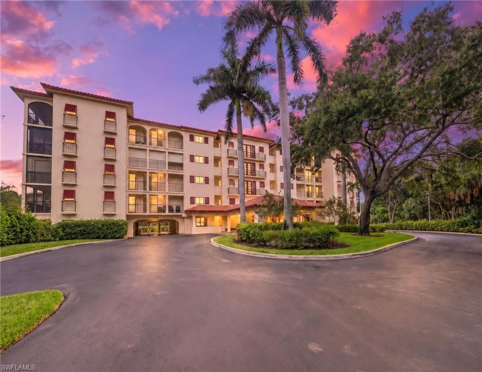 6020 Pelican Bay Blvd #404, Naples, photo 2
