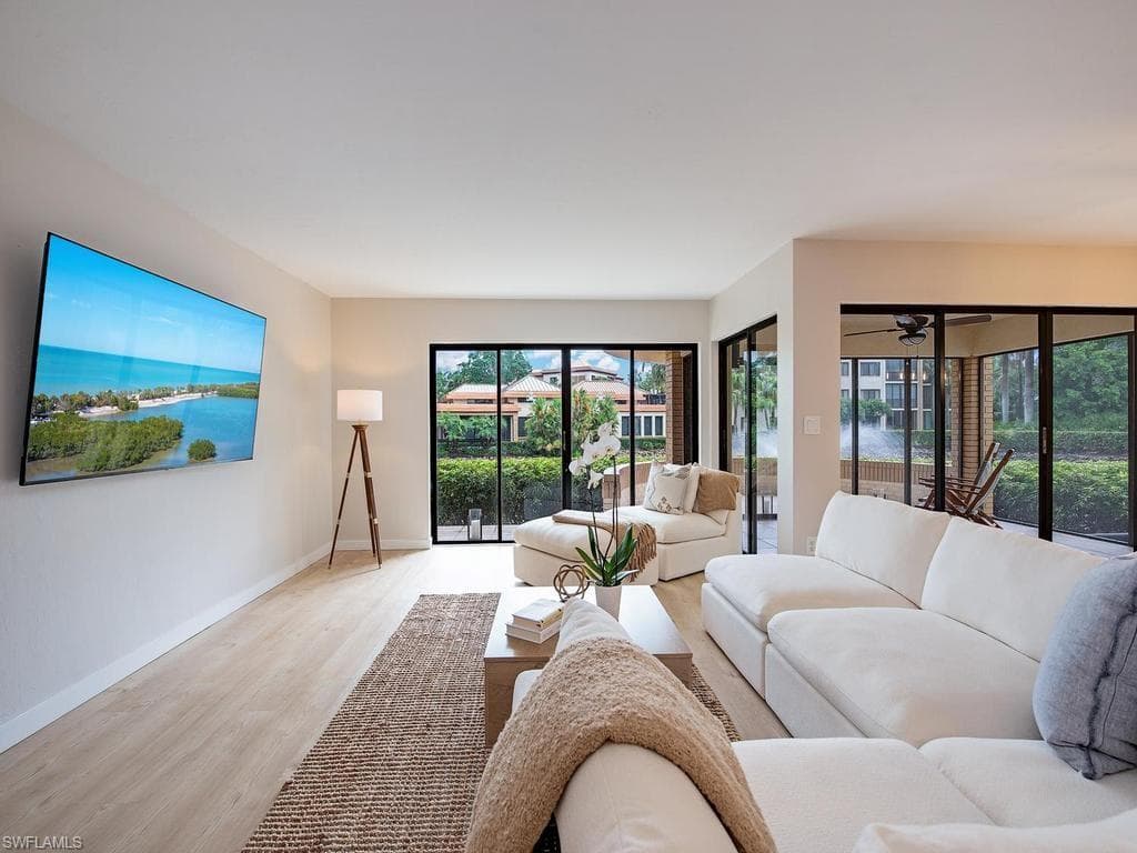 6710 Pelican Bay Blvd #412, Naples, photo 3