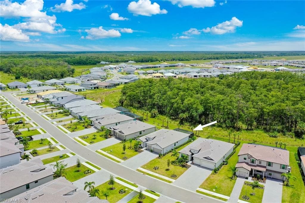 19070 Hinkley Dr, Estero, photo 3