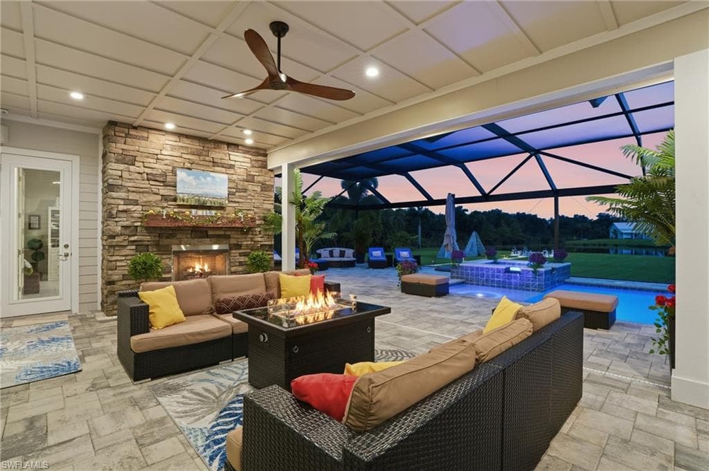 12452 Limestone Ct, Fort Myers, photo 2