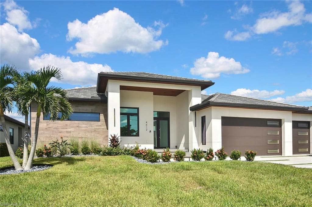 4612 22nd Pl, Cape Coral, photo 2