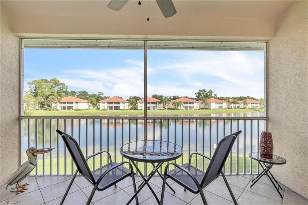 250 Robin Hood Cir #202, Naples