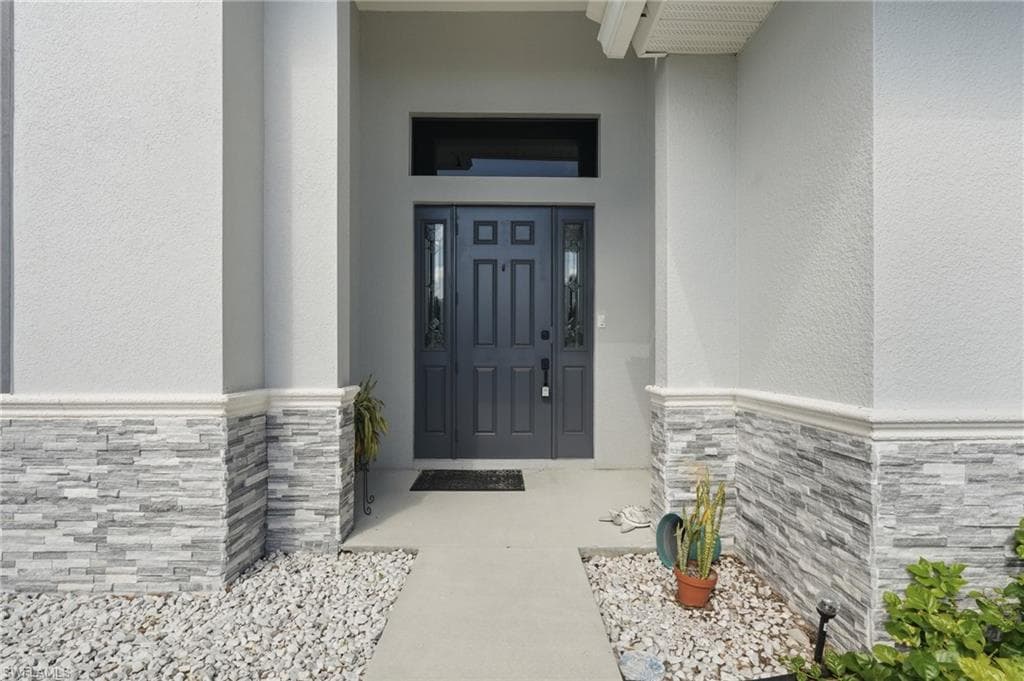 7038 Tide Cir, Labelle, photo 3