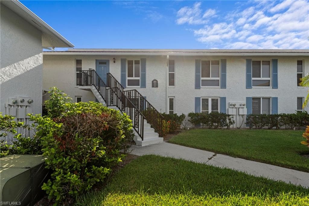 263 Palm Dr #4, Naples