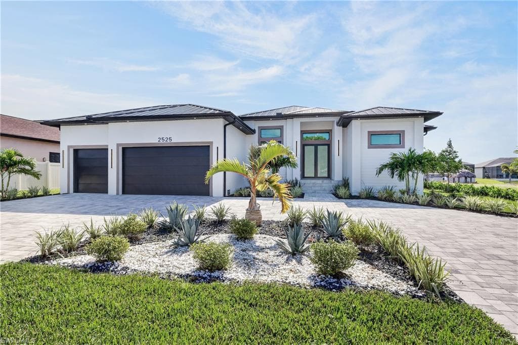 2525 Surfside Blvd, Cape Coral