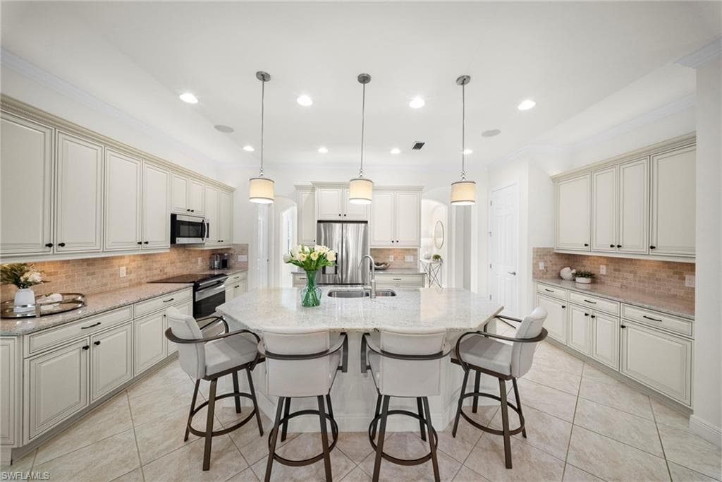 10238 Ashbrook Ct, Fort Myers, photo 2