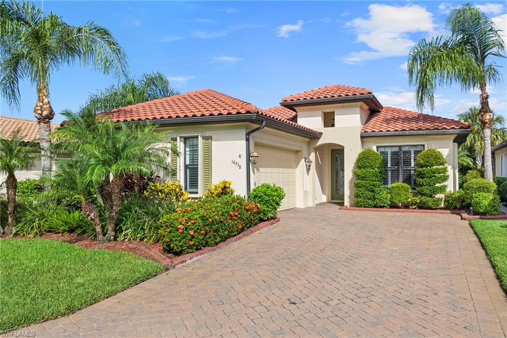 10238 Ashbrook Ct, Fort Myers