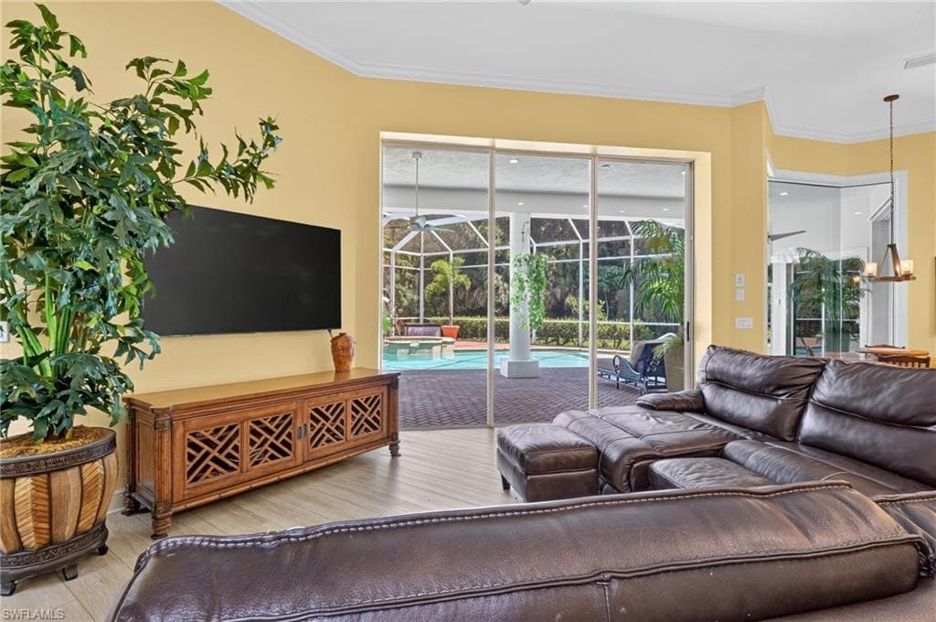5771 Dogwood Way, Naples, photo 3