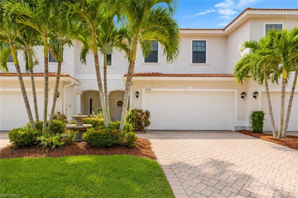 14796 Sutherland Ave #421, Naples, photo 2