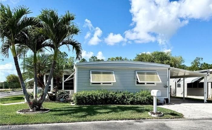 22 Turquoise Ave #22t, Naples