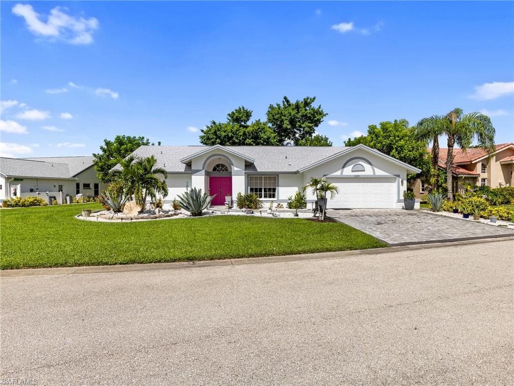 22690 Island Lakes Dr, Estero, photo 2