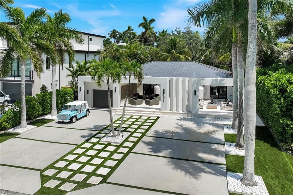 1095 Sandpiper St, Naples, photo 3