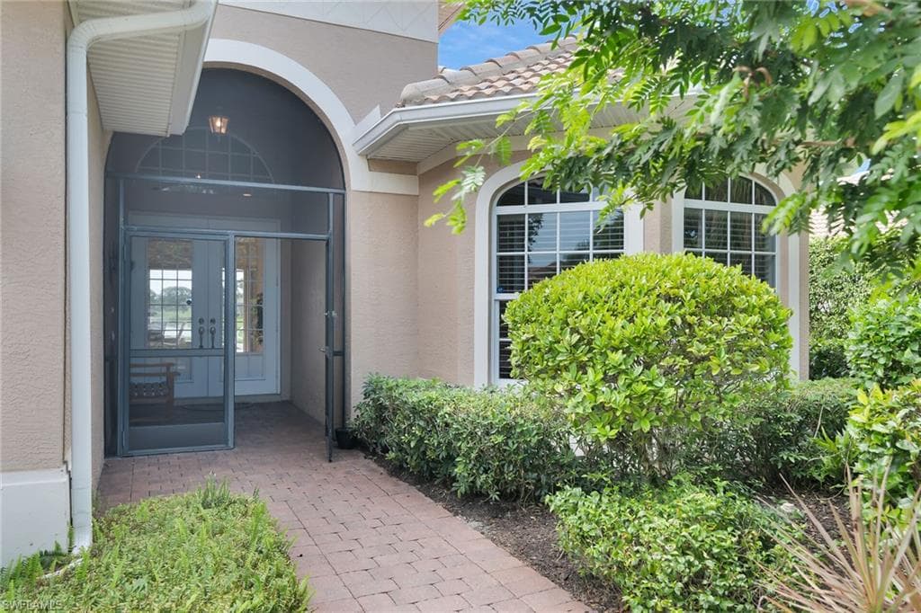 6718 Crowned Eagle Ln, Naples, photo 3