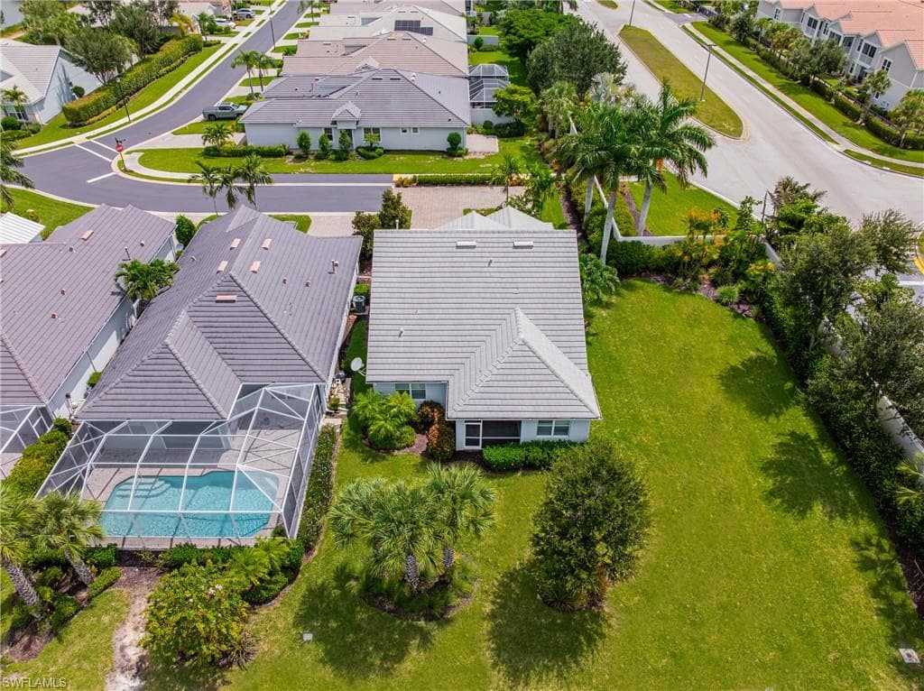 10647 Tiki Ct, Estero, photo 3
