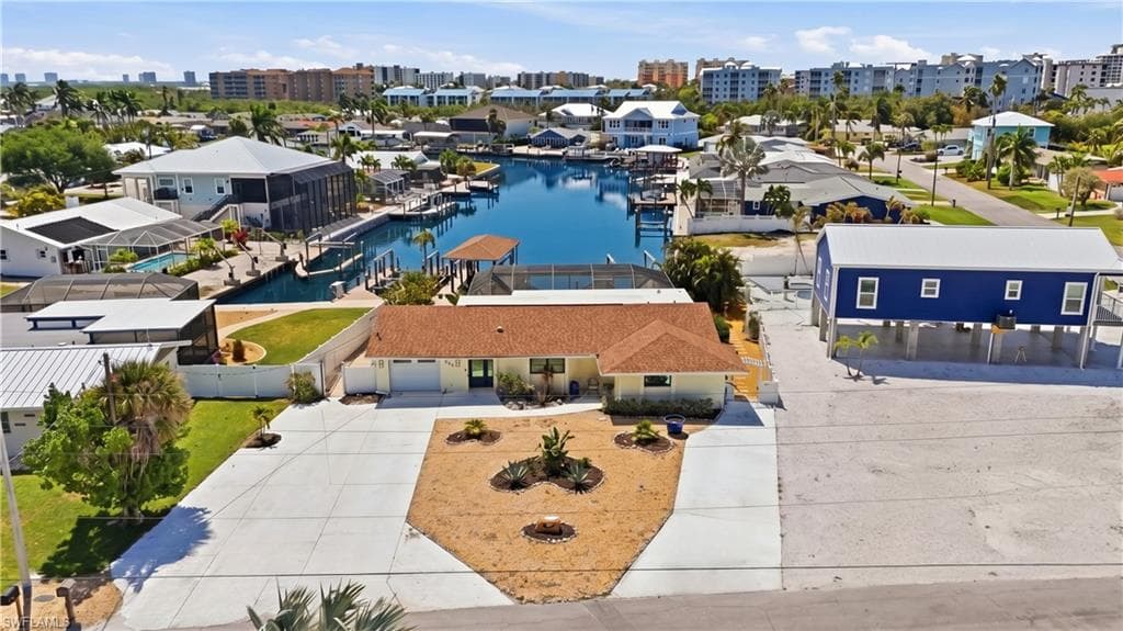 120 Albatross St, Fort Myers Beach