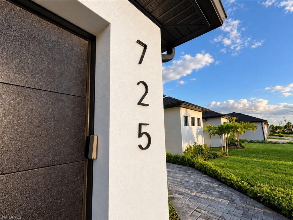 725 37th Ave, Cape Coral, photo 3