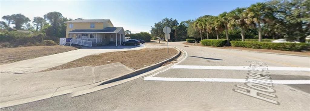 4617 Lee Blvd, Lehigh Acres, photo 2