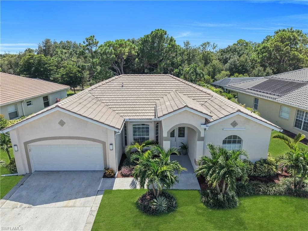 11142 Lakeland Cir, Fort Myers, photo 3