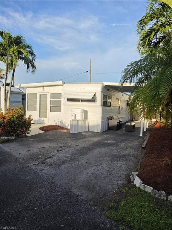 50 Temple Ln, Naples, photo 3
