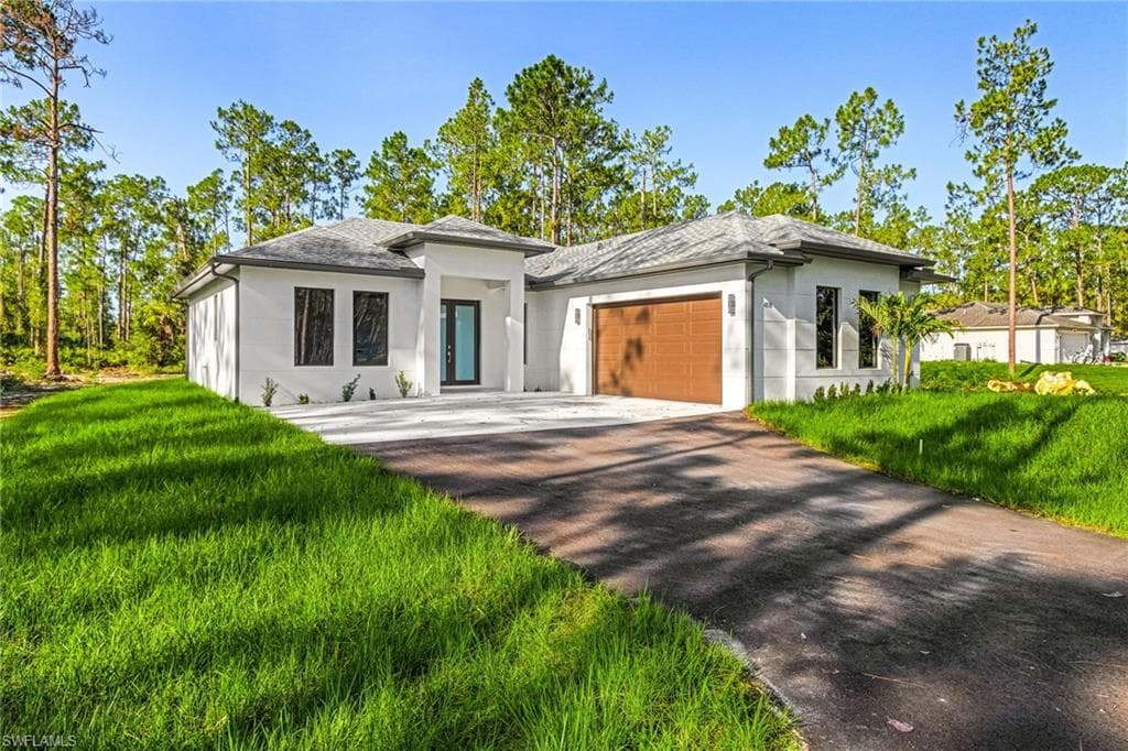 876 Desoto Ave, Naples, photo 2