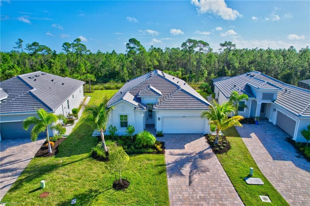 14257 Blue Bay Cir, Fort Myers, photo 2