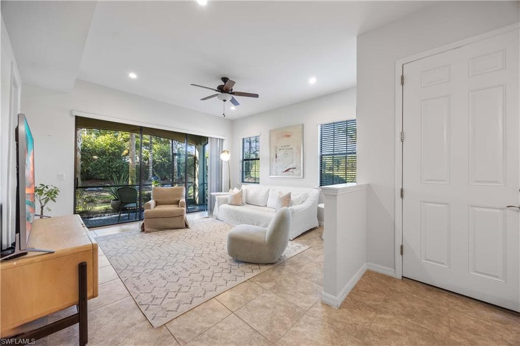 26111 Palace Ln #102, Bonita Springs, photo 2