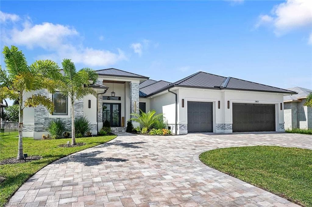 2802 Gleason Pkwy, Cape Coral, photo 2
