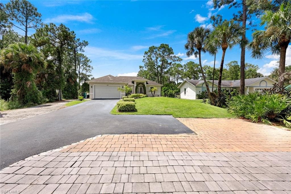 543 20th St, Naples, photo 3