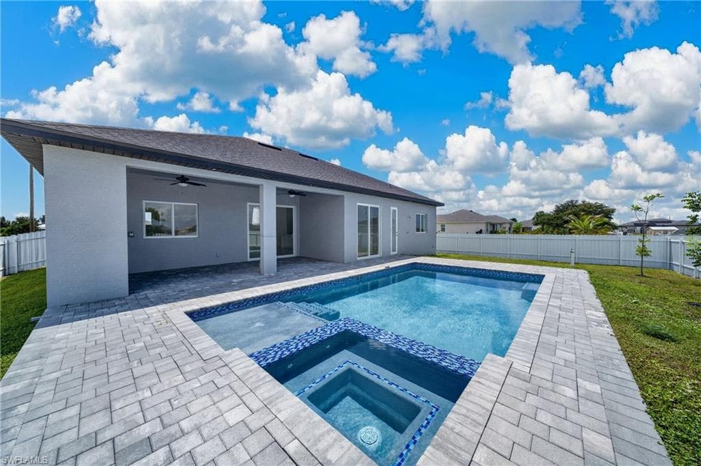 4313 34th Ter, Cape Coral, photo 2