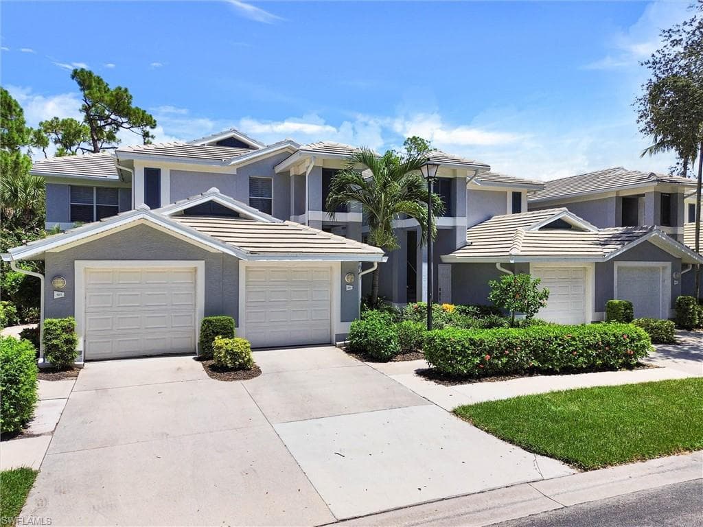 750 Tarpon Cove Dr #202, Naples
