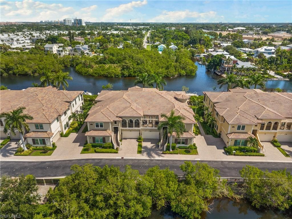 2439 Breakwater Way #9102, Naples, photo 2