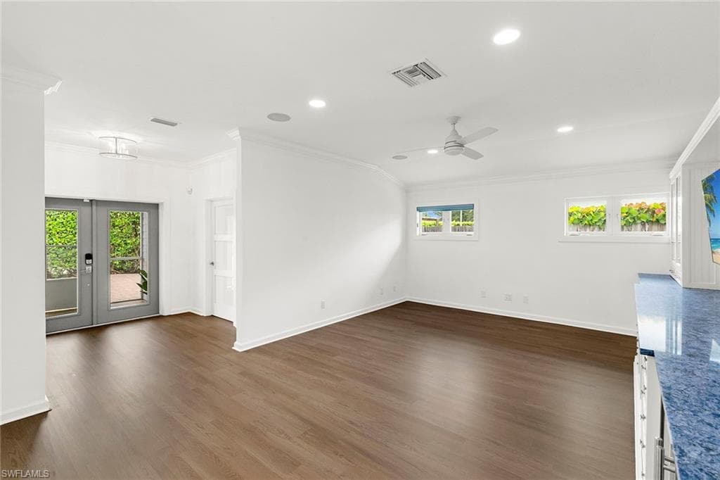 1128 Hilltop Dr, Naples, photo 3
