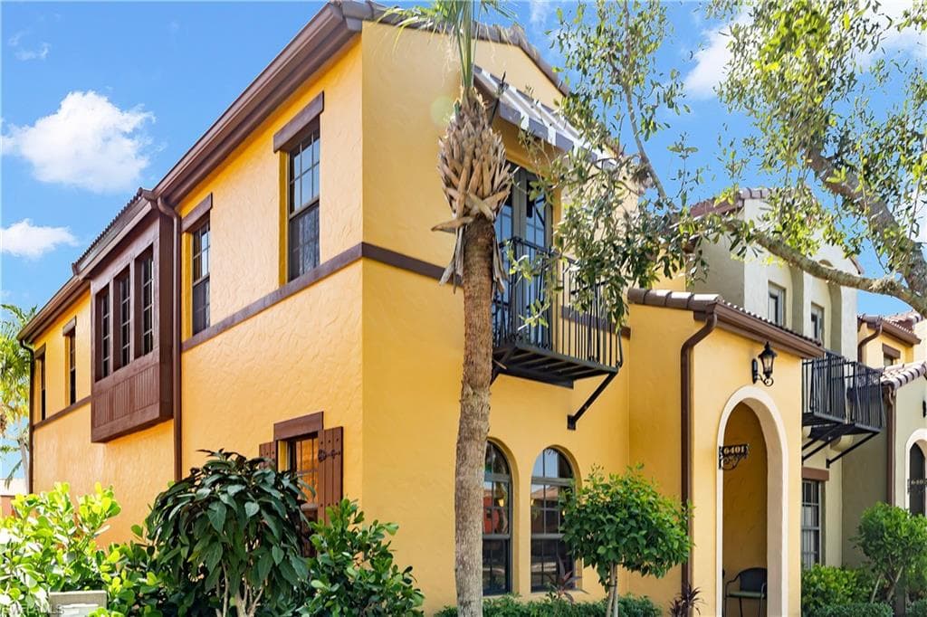 9092 Capistrano St #6401, Naples