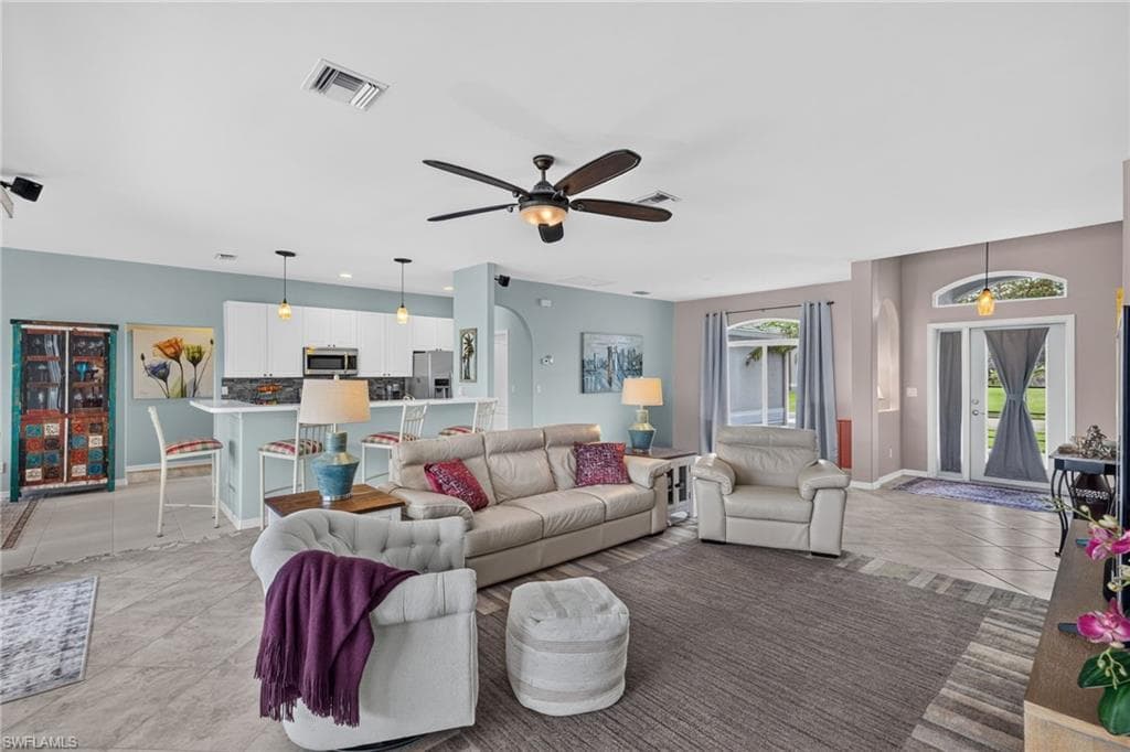 23410 Olde Meadowbrook Cir, Estero, photo 2