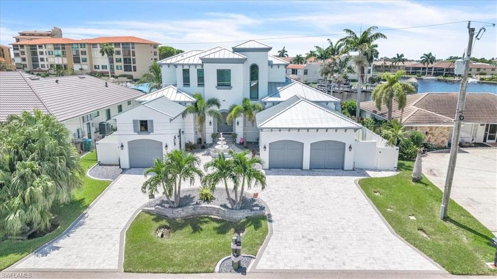 1918 40th St, Cape Coral, photo 2