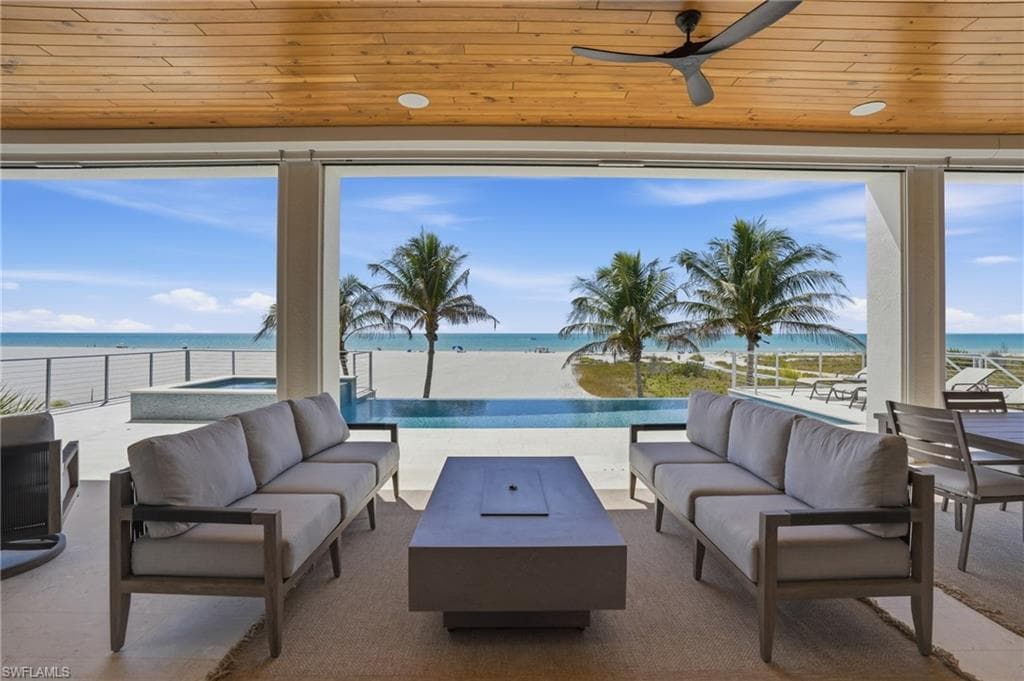 6120 Court St, Fort Myers Beach, photo 2