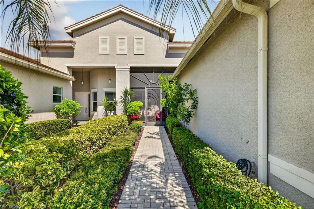 28405 Abruzzo Dr, Bonita Springs, photo 2