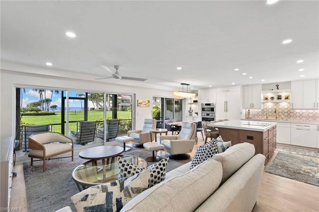 1080 Collier Blvd #105, Marco Island, photo 3