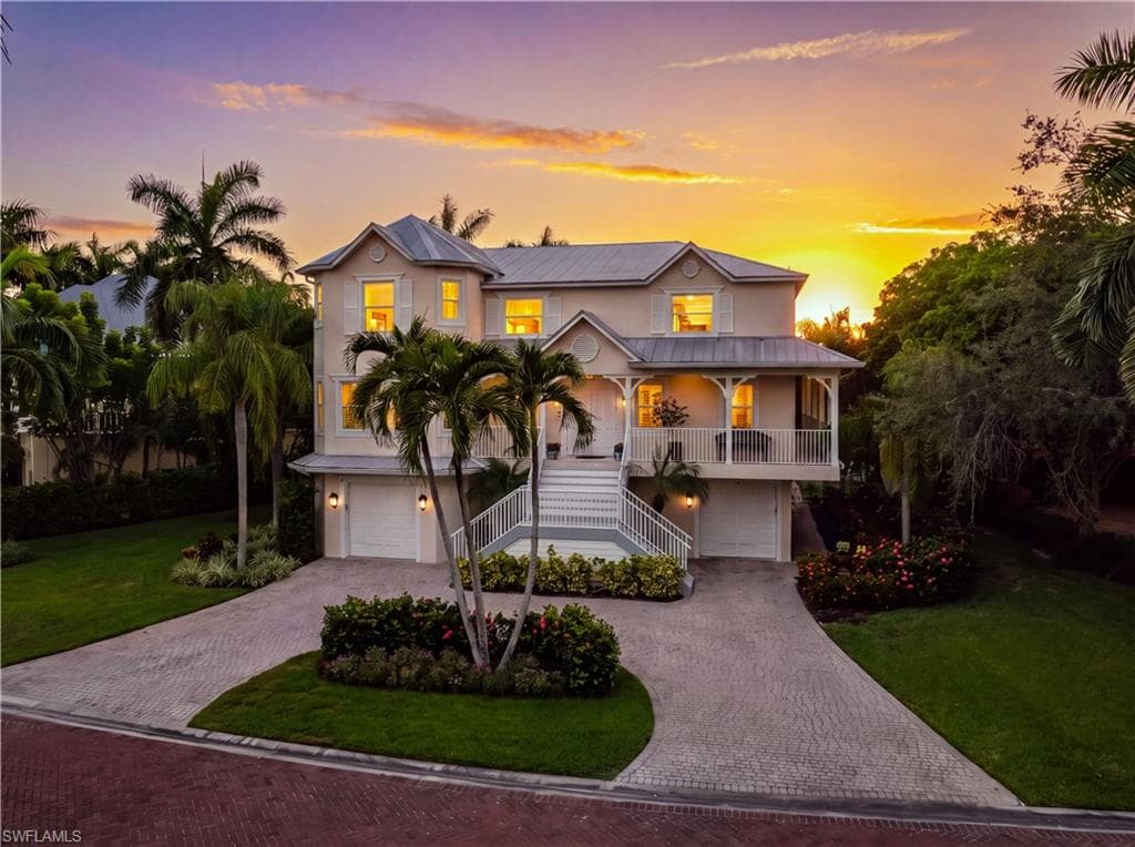 207 San Mateo Dr, Bonita Springs