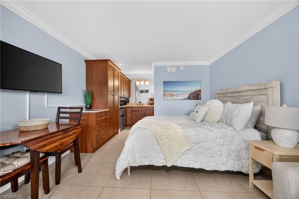 2555 9th St #204, Naples, photo 3