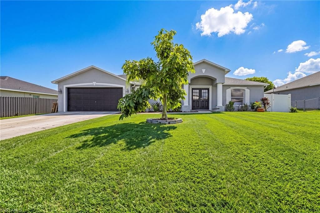 2117 2nd Ave, Cape Coral