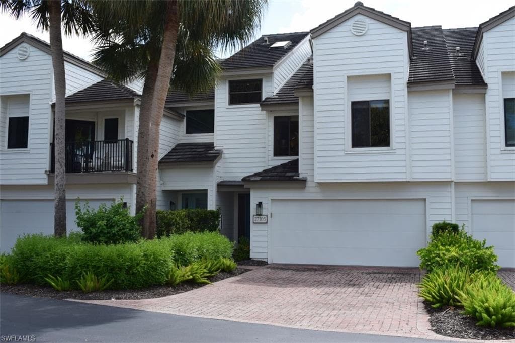 27105 Oakwood Lake Dr, Bonita Springs, photo 2